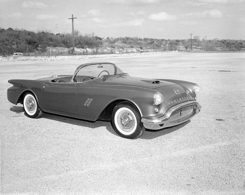 Illustration for article titled Oldsmobile F-88: Archive Photos